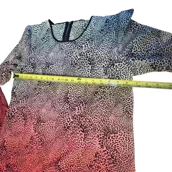 Vince Camuto Scoop Neck Blouse Long Sleeve Ombre Leopard Multi Women's Size M - Picture 3 of 9